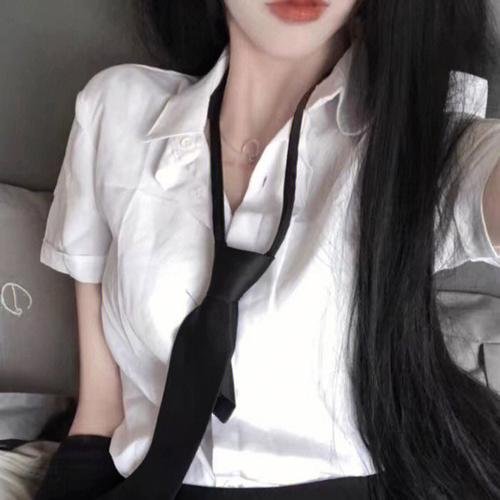 企鹅与水晶